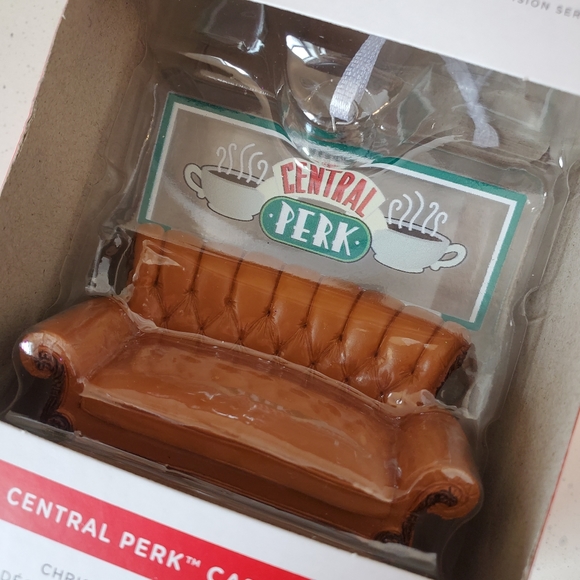 NIB Friends Central Perk Cafe Couch Hallmark Tree Ornament - Picture 4 of 6